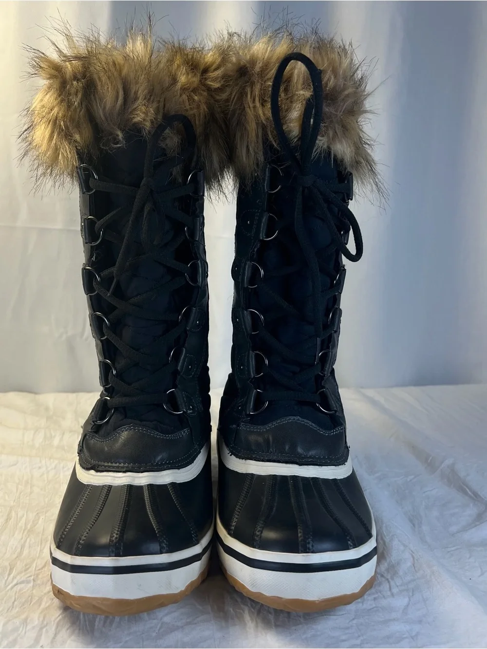 Falls Creek KatrinaII Women's sz10 Black 3MThinsulate FurTrim Winter LaceUpBoots